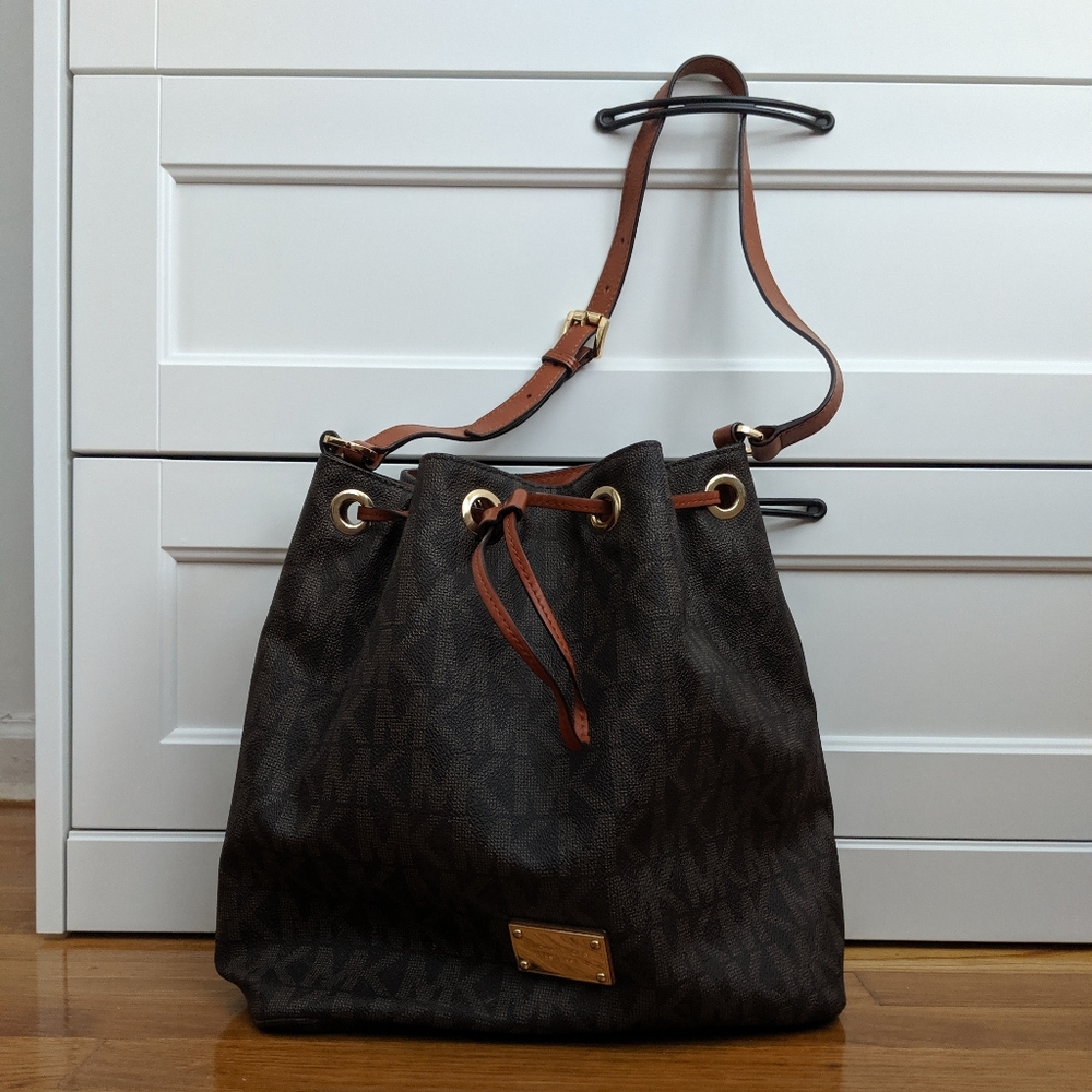 Michael Kors Medium Drawstring Bucket Handbag